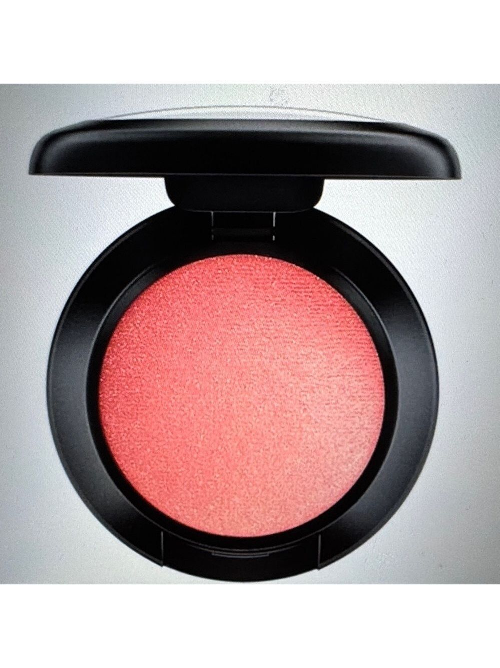 MAC Fashion’s Field Day Frost Eye Shadow